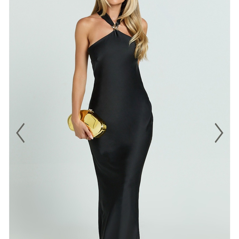 Chic Black Backless Halter Dress